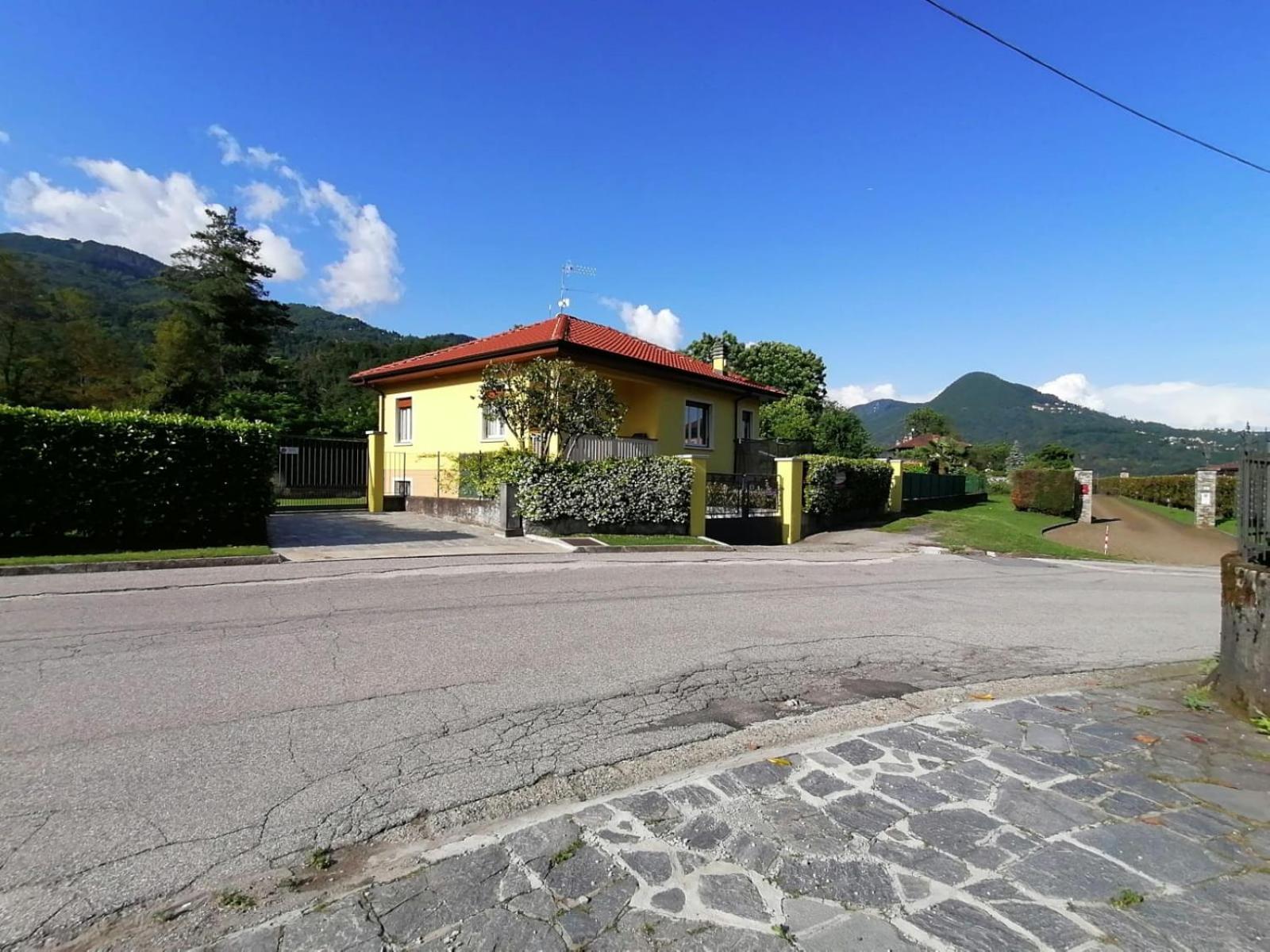 Casa Vacanza Elena San Bernardino Verbano Екстер'єр фото